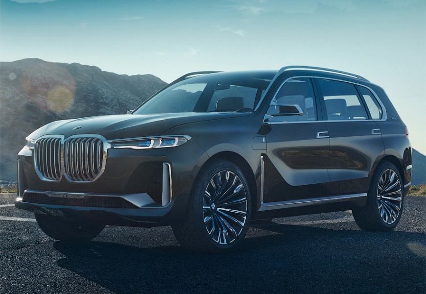 Серийный BMW X7 представят в следующем месяце