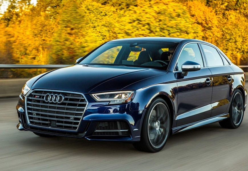 Audi объявила цены нового седана A6 для России