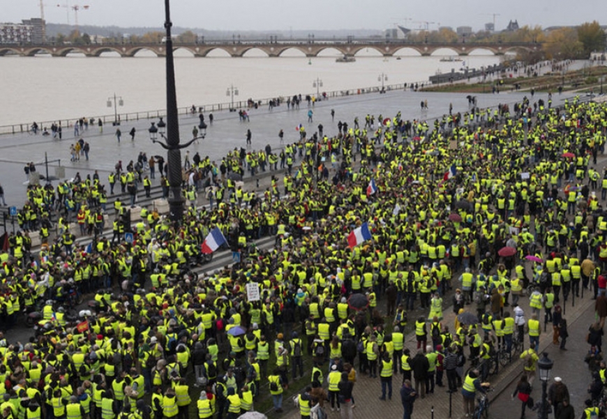 В Египте запретили продавать желтые жилеты