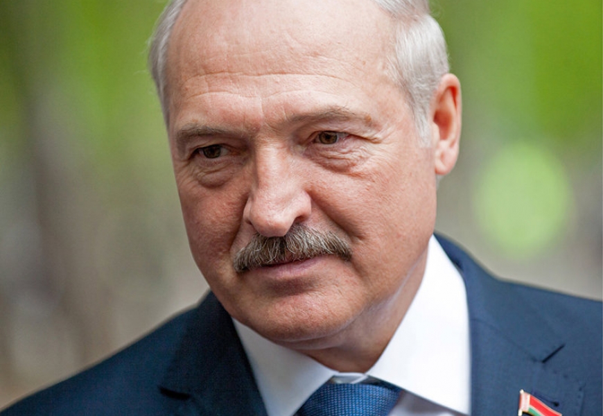 Президент Беларуси ответил Медведеву на его предложение