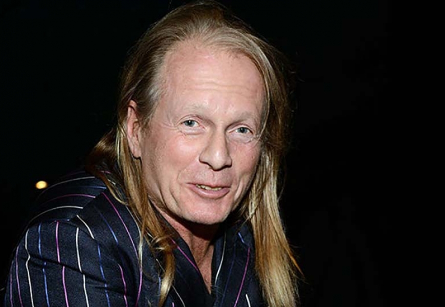 Умер певец и композитор Крис Кельми