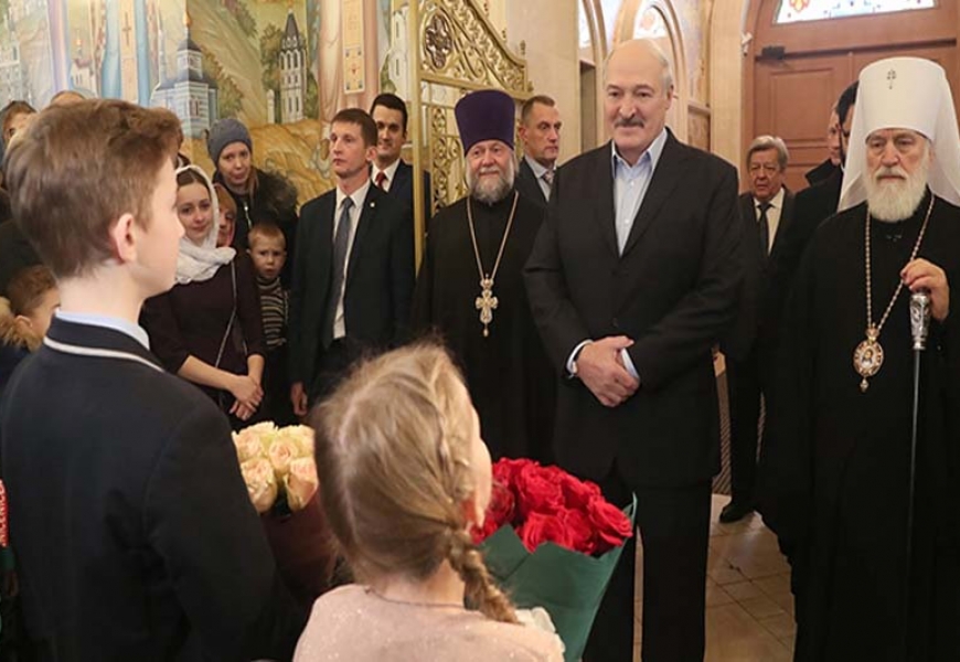 Президент Александр Лукашенко посетил Храм-памятник в честь Всех Святых