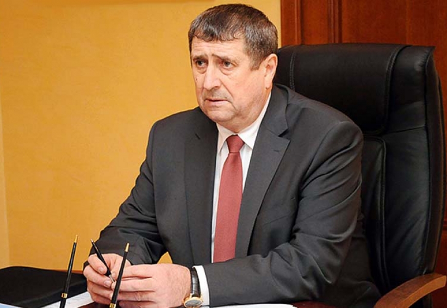 Михаил Русый пообещал сельчанам зарплату в Br700