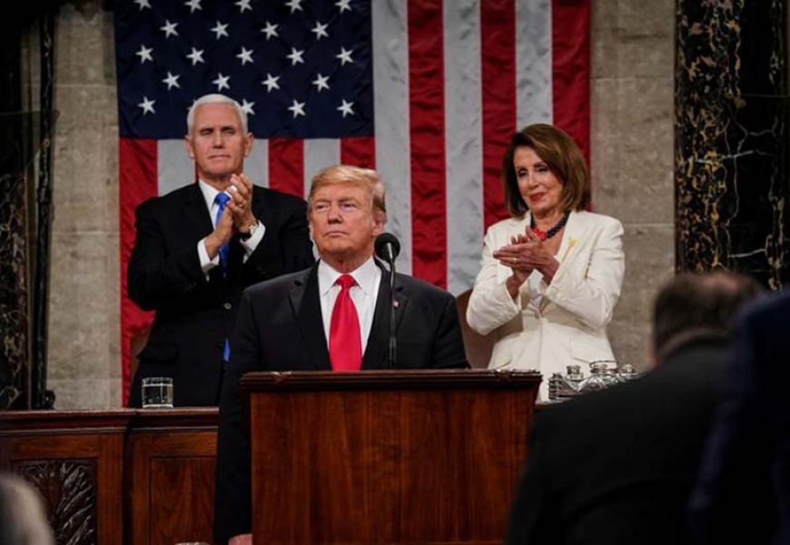 Дональд Трамп выступил с посланием к конгрессу