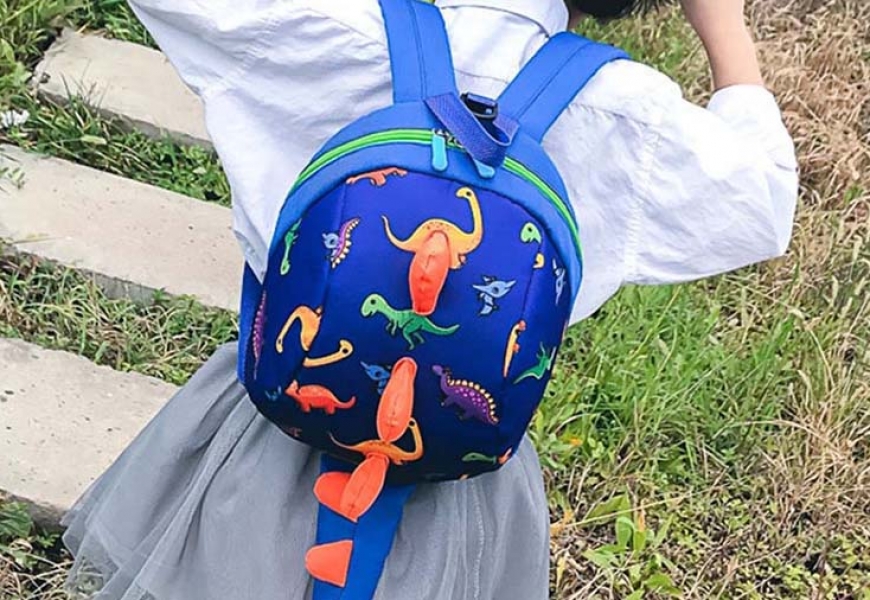 Третьеклассница перелезала через забор, зацепилась и погибла