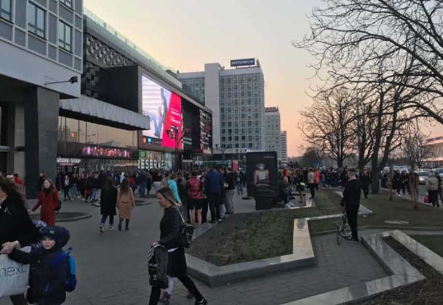 В субботу эвакуировали посетителей ТРЦ Galleria Minsk