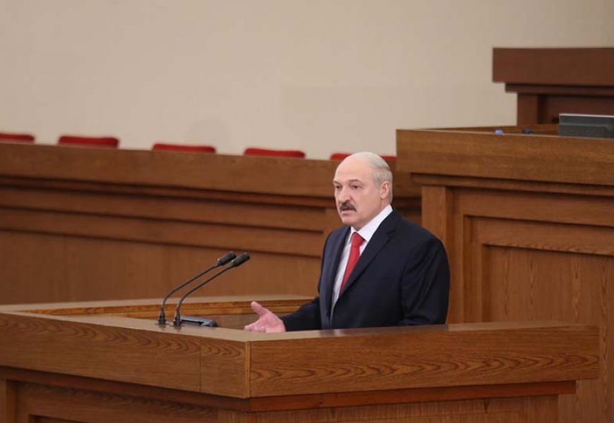 Лукашенко выступает с ежегодным посланием к народу и Национальному собранию