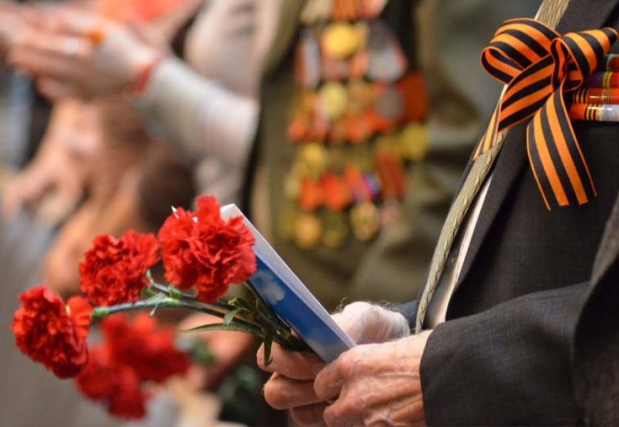 Президент Беларуси поздравил зарубежных лидеров с Днем Победы