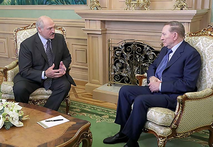 Президент встретился с Леонидом Кучмой