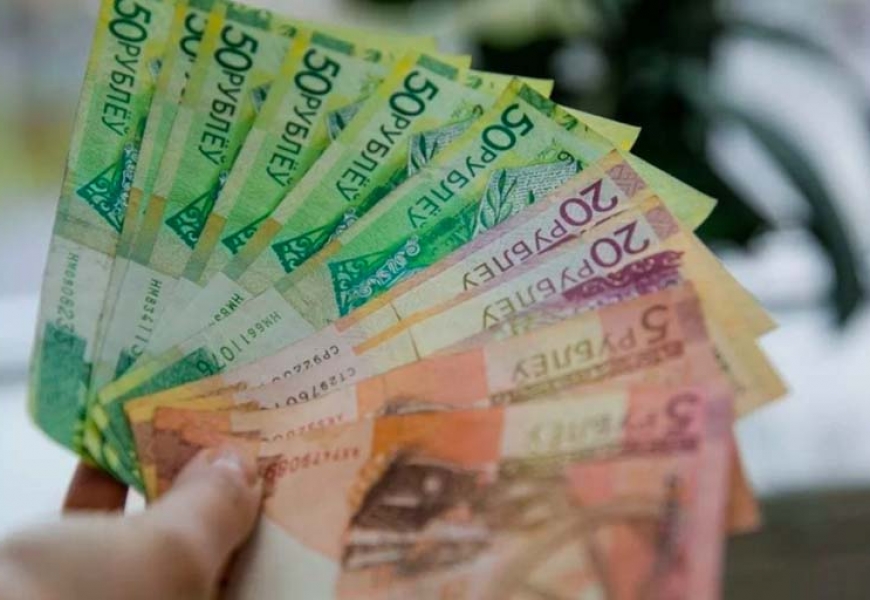 Президент потребовал сделать зарплаты «если не достойными, то терпимыми»