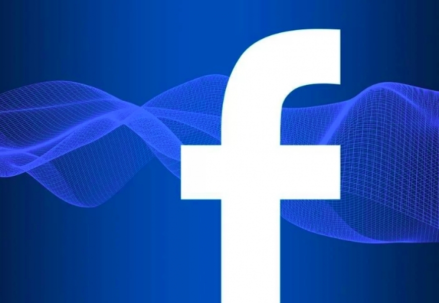 Facebook сменила логотип