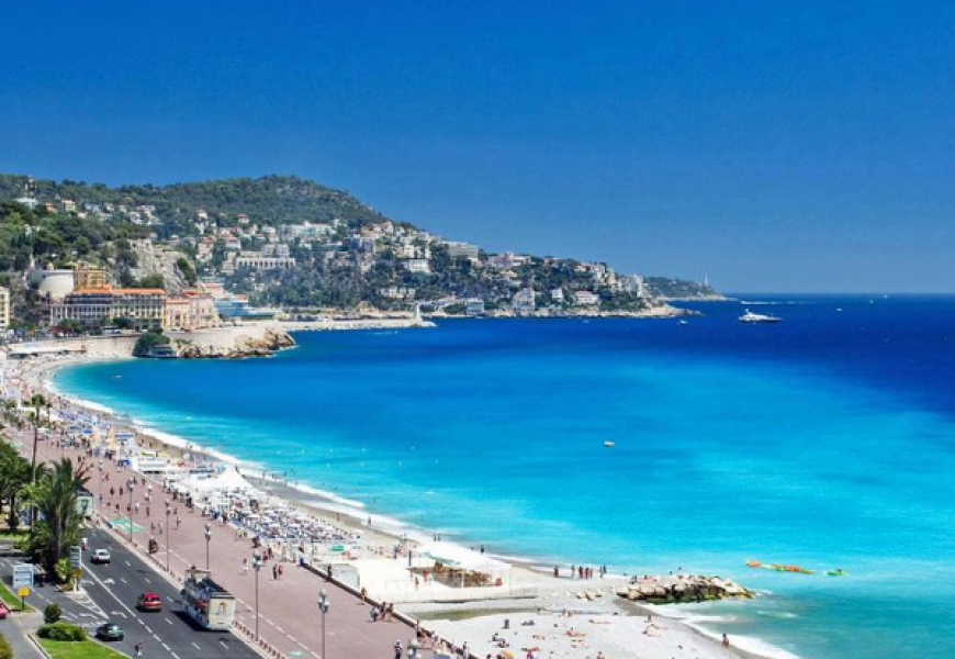 Французская экономика потеряла до 40 млрд евро из-за коронавируса