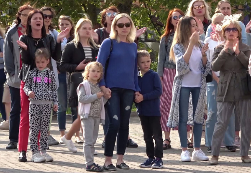 Несовершеннолетних, участвовавших в акции протеста, могут изъять из семьи