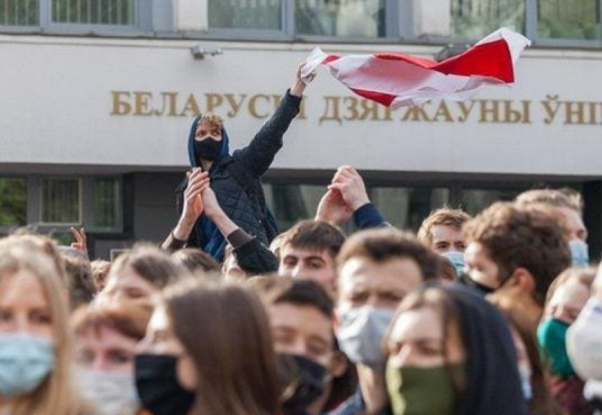Белорусских студентов отчисляют из вузов: отправьте их кого в армию, а кого на улицу