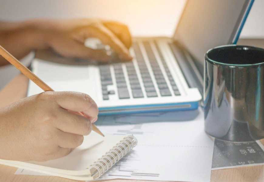 В университете Канады онлайн-занятия проводит умерший профессор