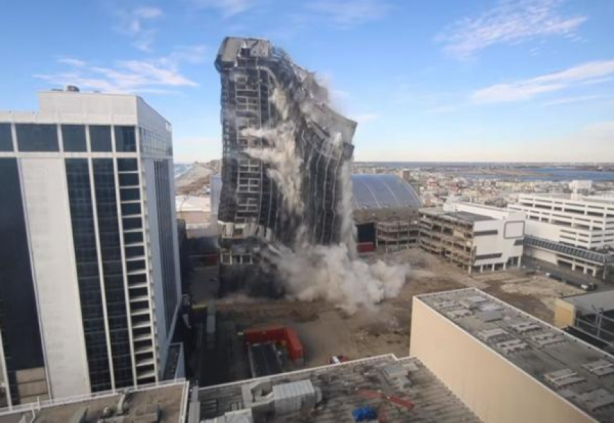 Бывшее казино «Trump Plaza» экс-президента США было взорвано в Атлантик-Сити