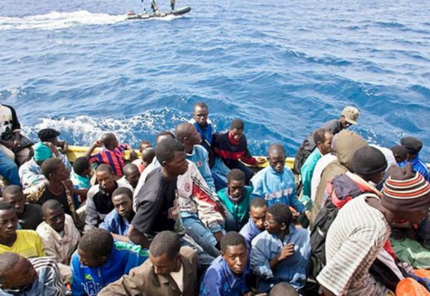 8 тысяч мигрантов из Марокко прорвались в Испанию — власти задействовали войска